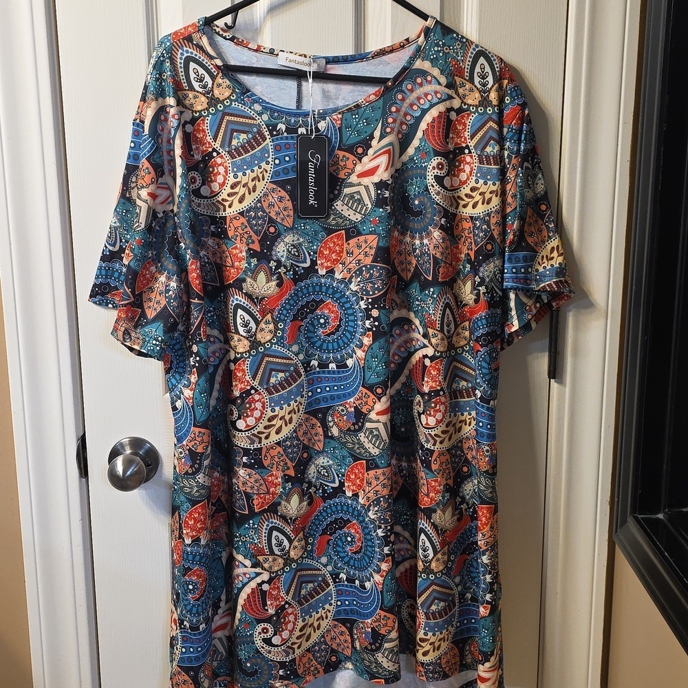 Paisley Print Short Sleeve Women's Top